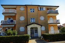 Stanovi Umag